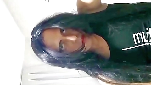 Amateur brunette in sexy stockings fucked by a dude