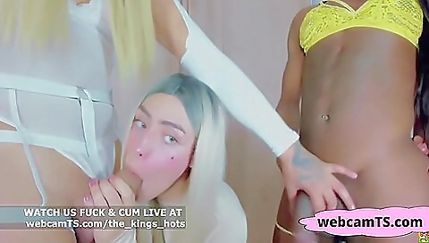 Amateur shemale threesome sex with ebony and latina shemale