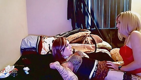 Blonde ladyboy in stockings gets fucked by his cock