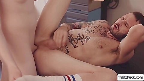 Blonde beauty gets her ass rimmed by the massage therapist