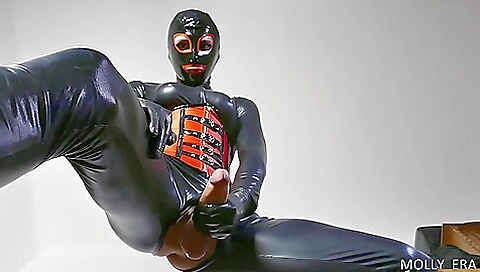 Big cock fetish solo video with a pretty blonde babe 058